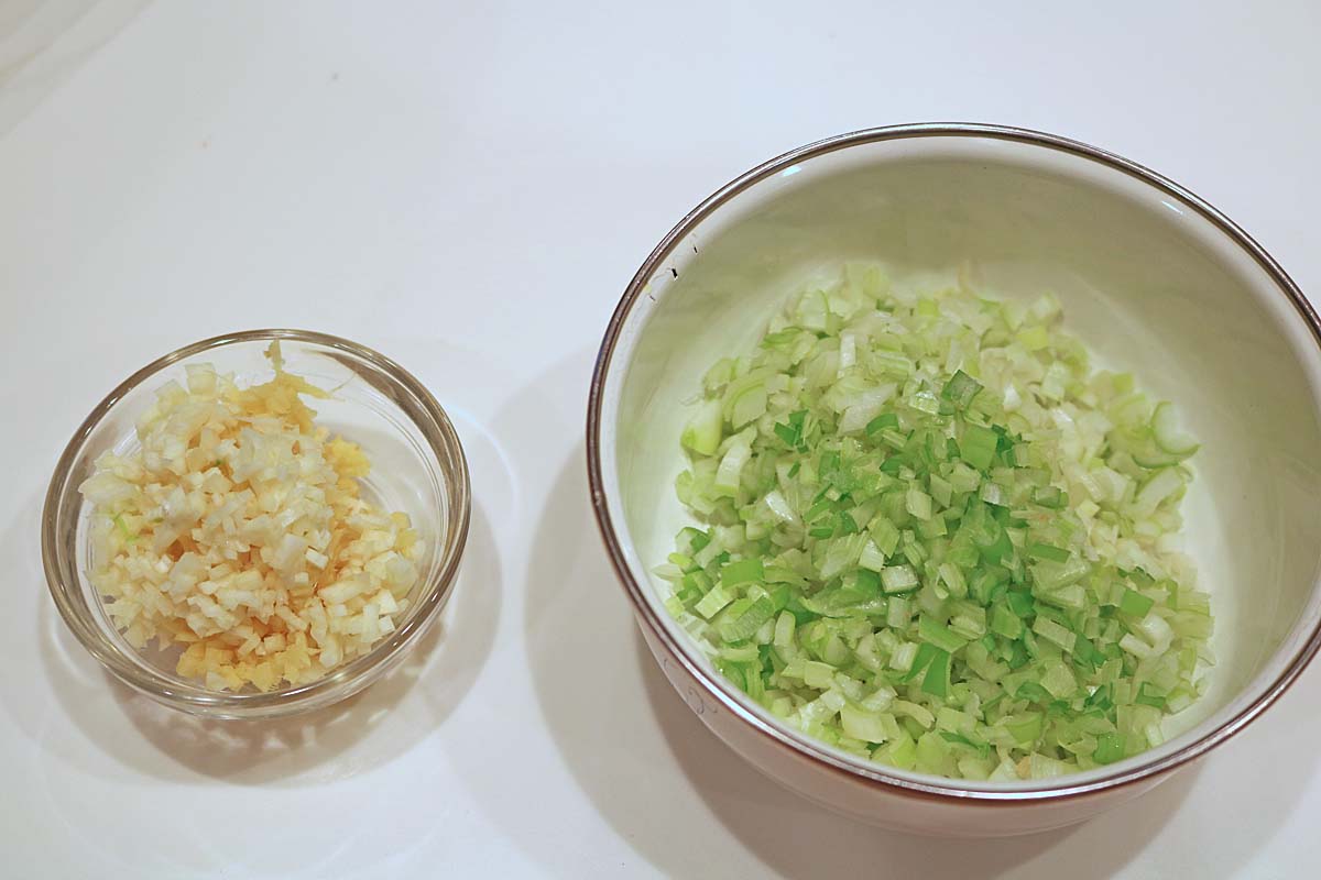 ねぎ塩マーボー豆腐３