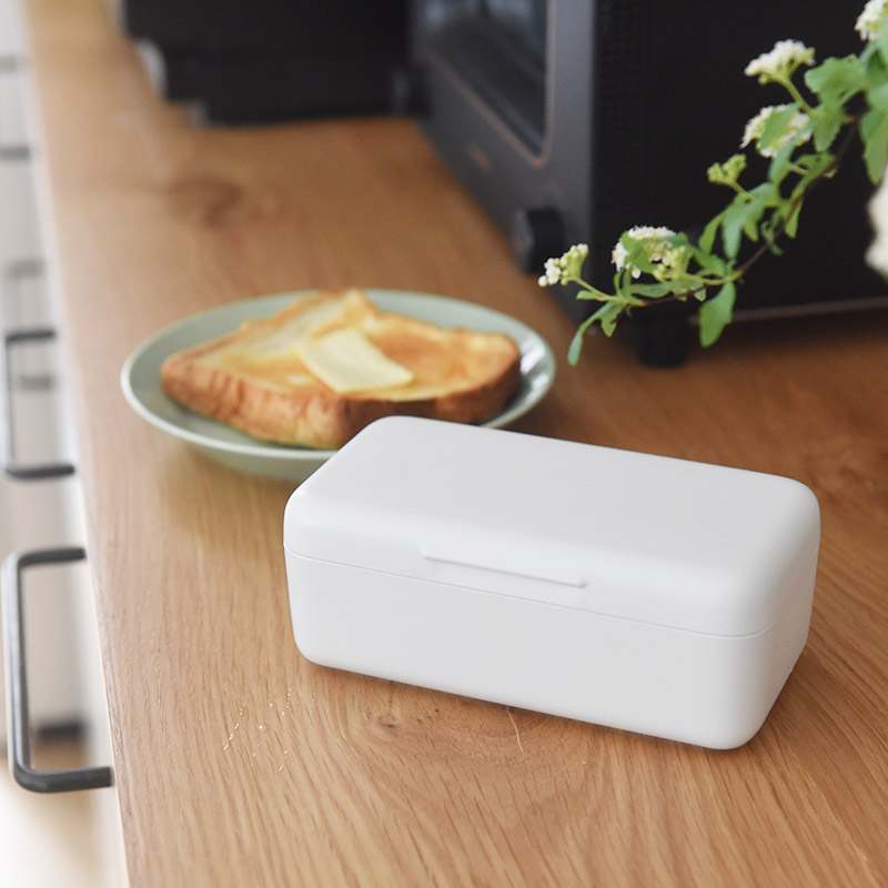 ＳＮＳで連日話題で早くも売れっ子、カッター付きバターケース登場！