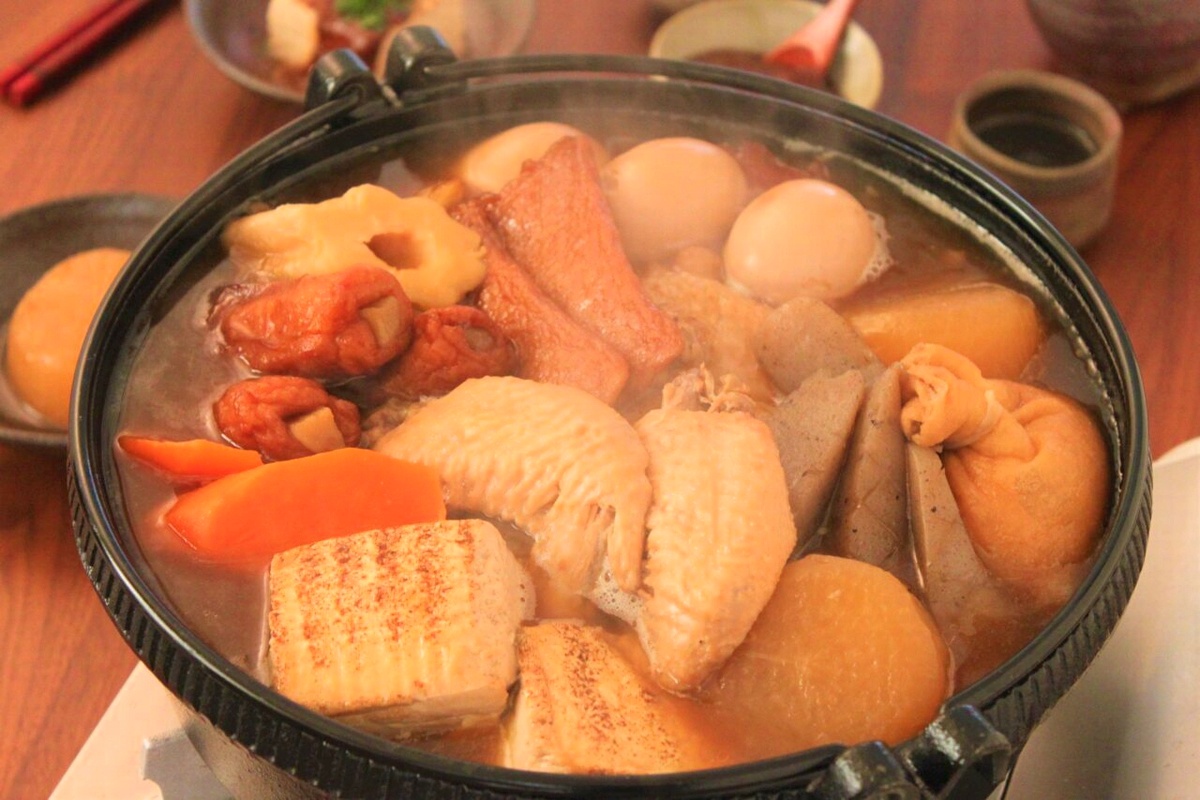 かめ代。さんの鶏出汁のおでんレシピ