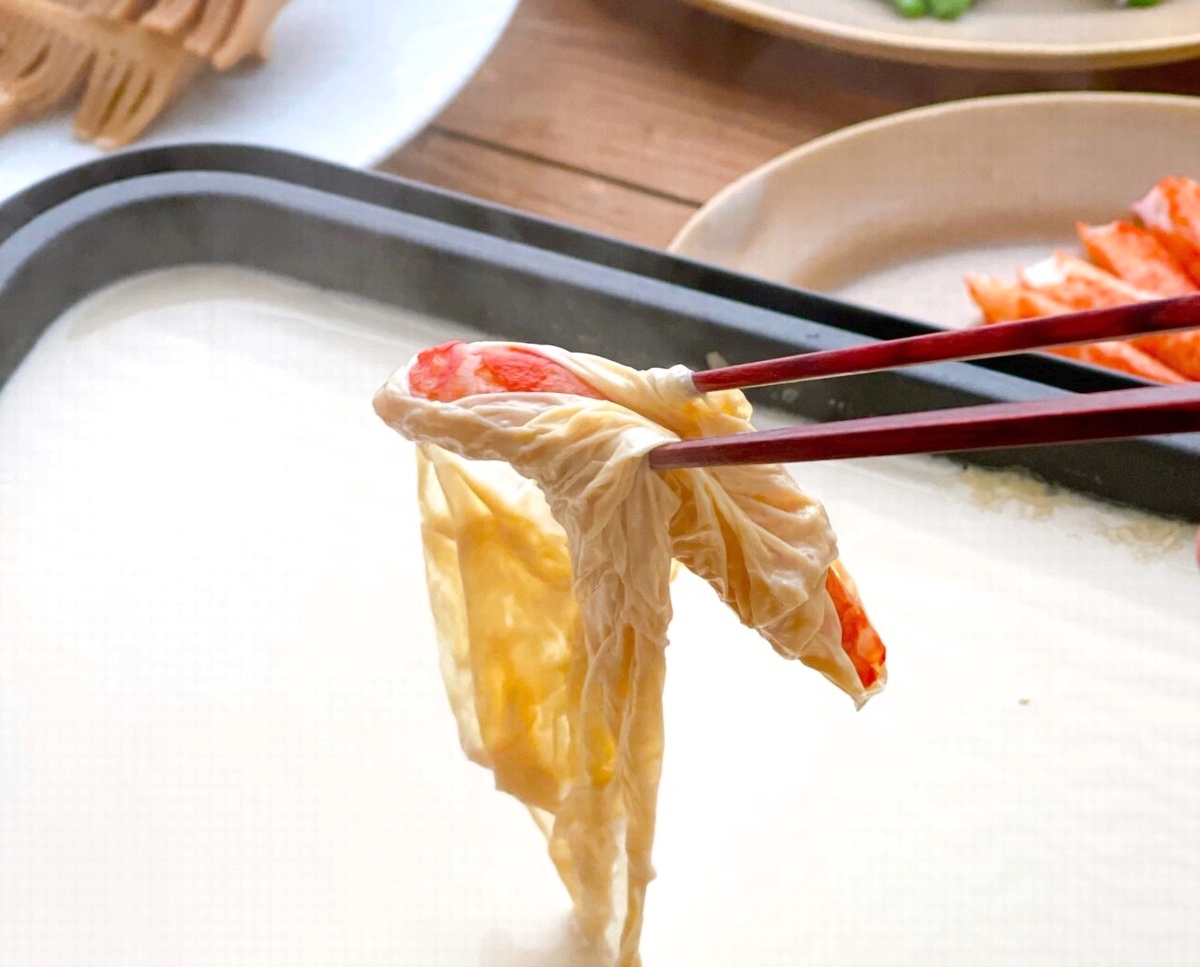 かめ代。さんのホットプレートカニ湯葉レシピ