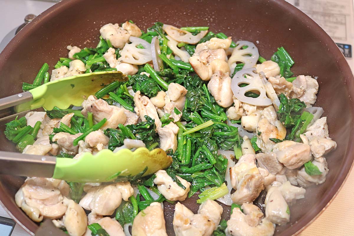 鶏ほうれん草炒め５