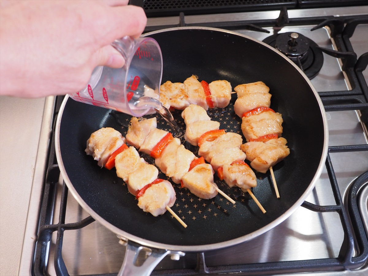 鶏むね肉とパプリカの焼き鳥風