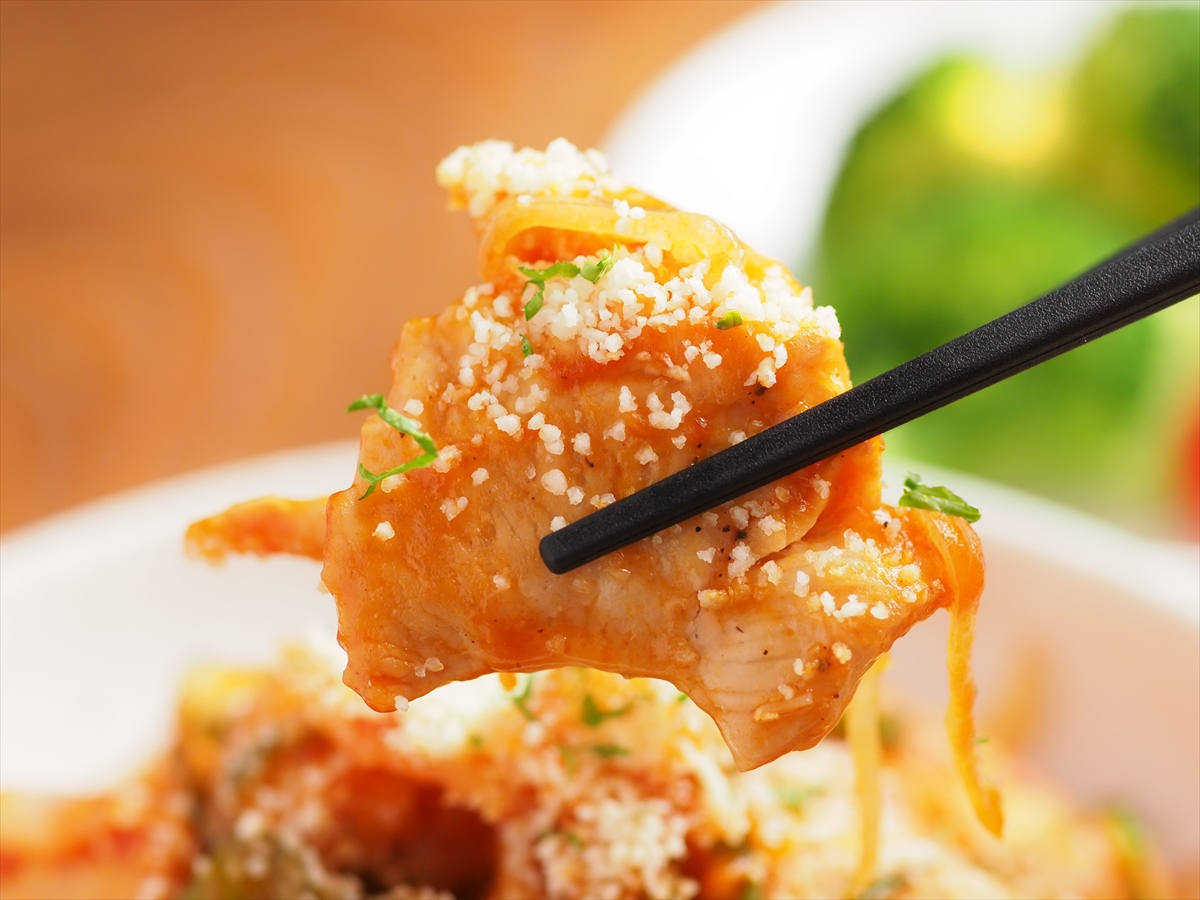 「鶏むね肉のナポリタン風炒め」レシピ