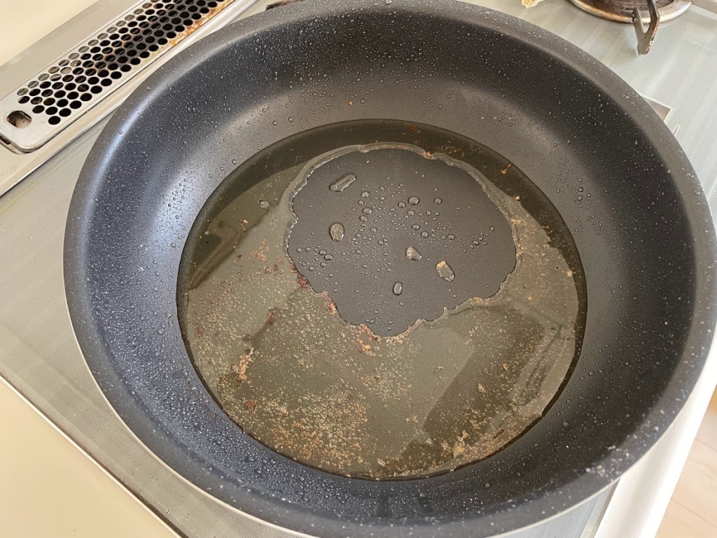 油の値上げは「揚げ焼き」で対策！少ない油で節約しながら上手に揚げ物を作るコツ