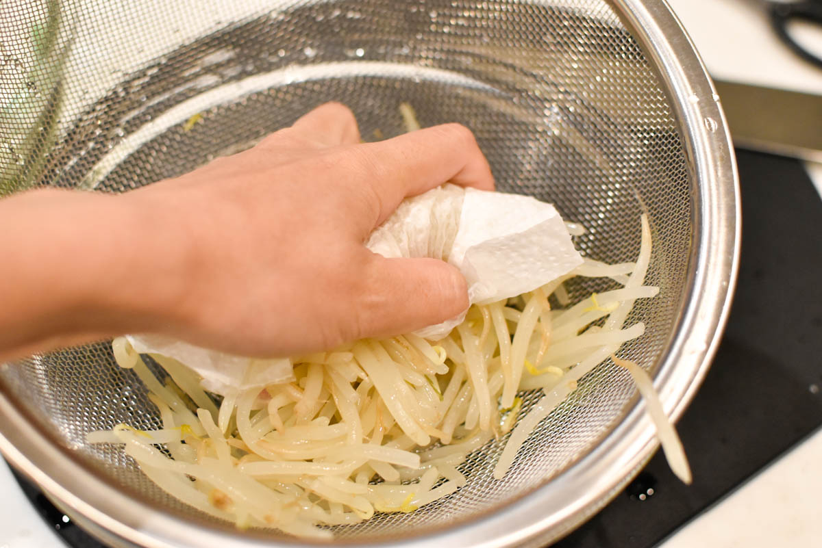胸肉ともやしの中華和え