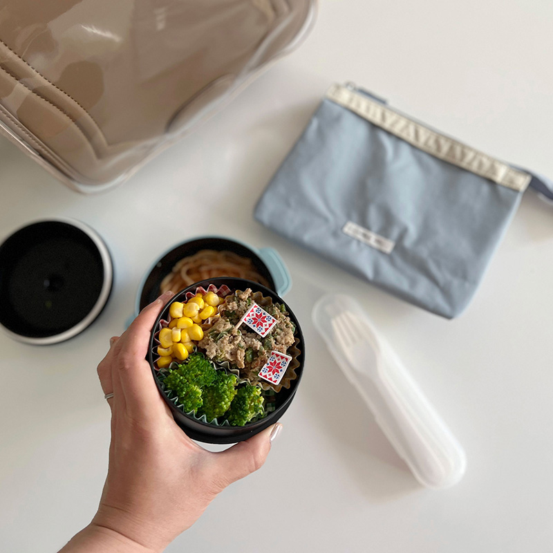 ピクニックや学童弁当に！暖かい季節に持っておきたい保冷ランチバッグ、スタッフの愛用品は？【子ども使い編】
