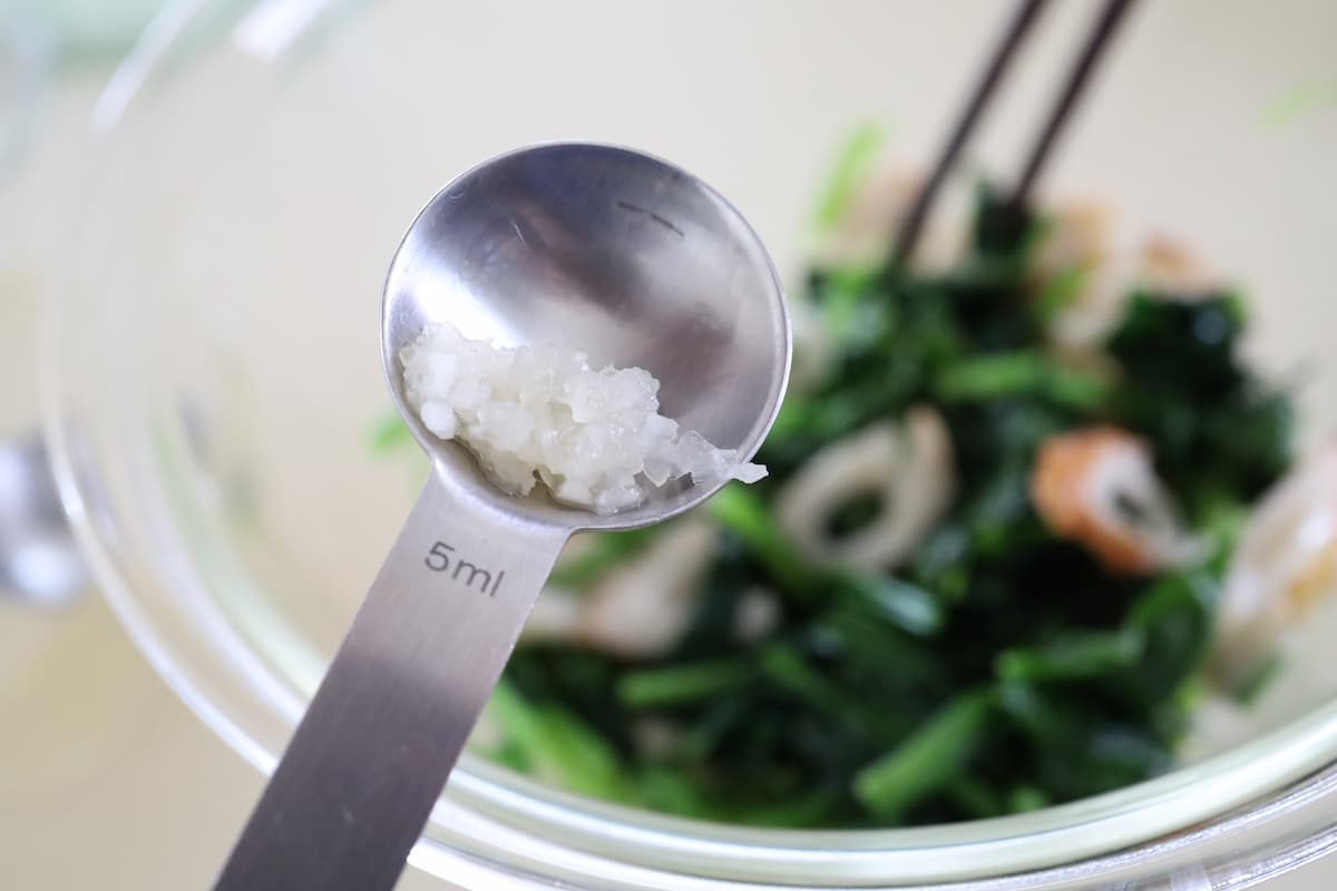 「ほうれん草とちくわのナムル」レシピ