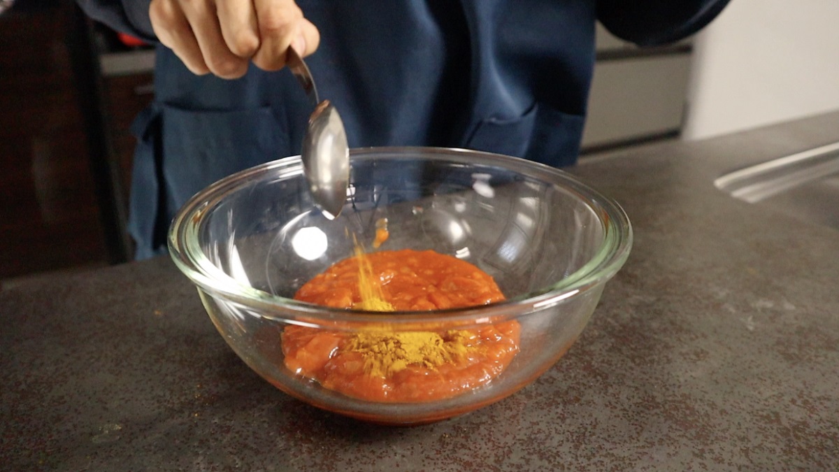 爆速ズボラカレー 材料を混ぜる