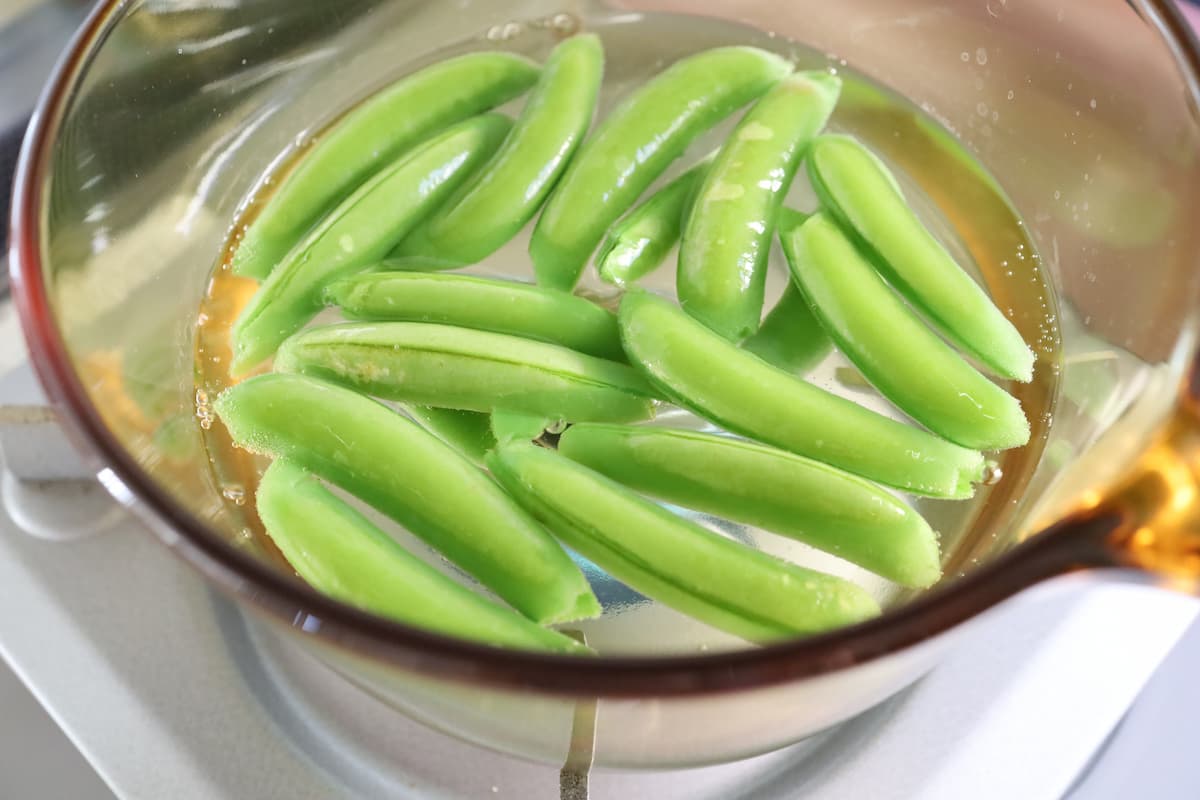 スナップえんどうの白だし漬け
