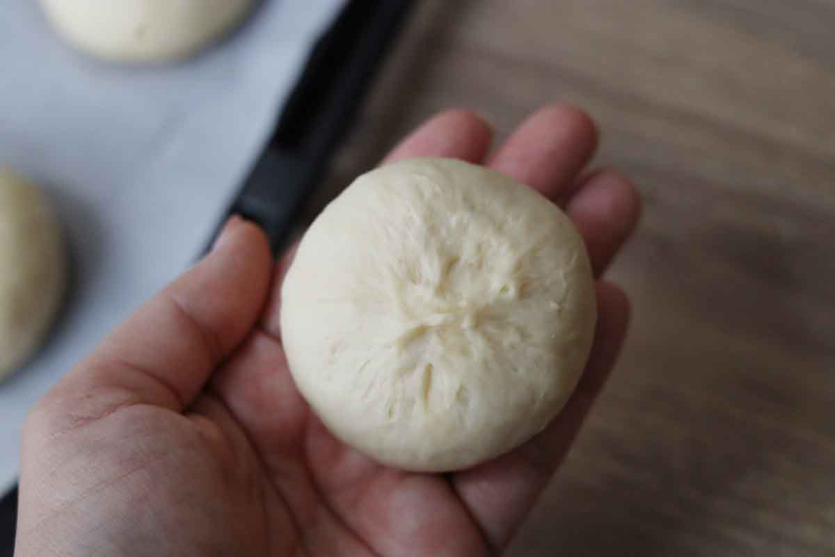 にんにく香る「バーガーバンズ」