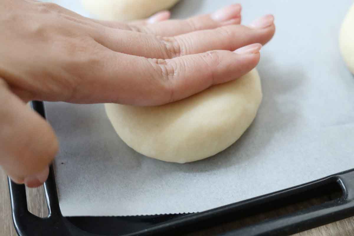 にんにく香る「バーガーバンズ」