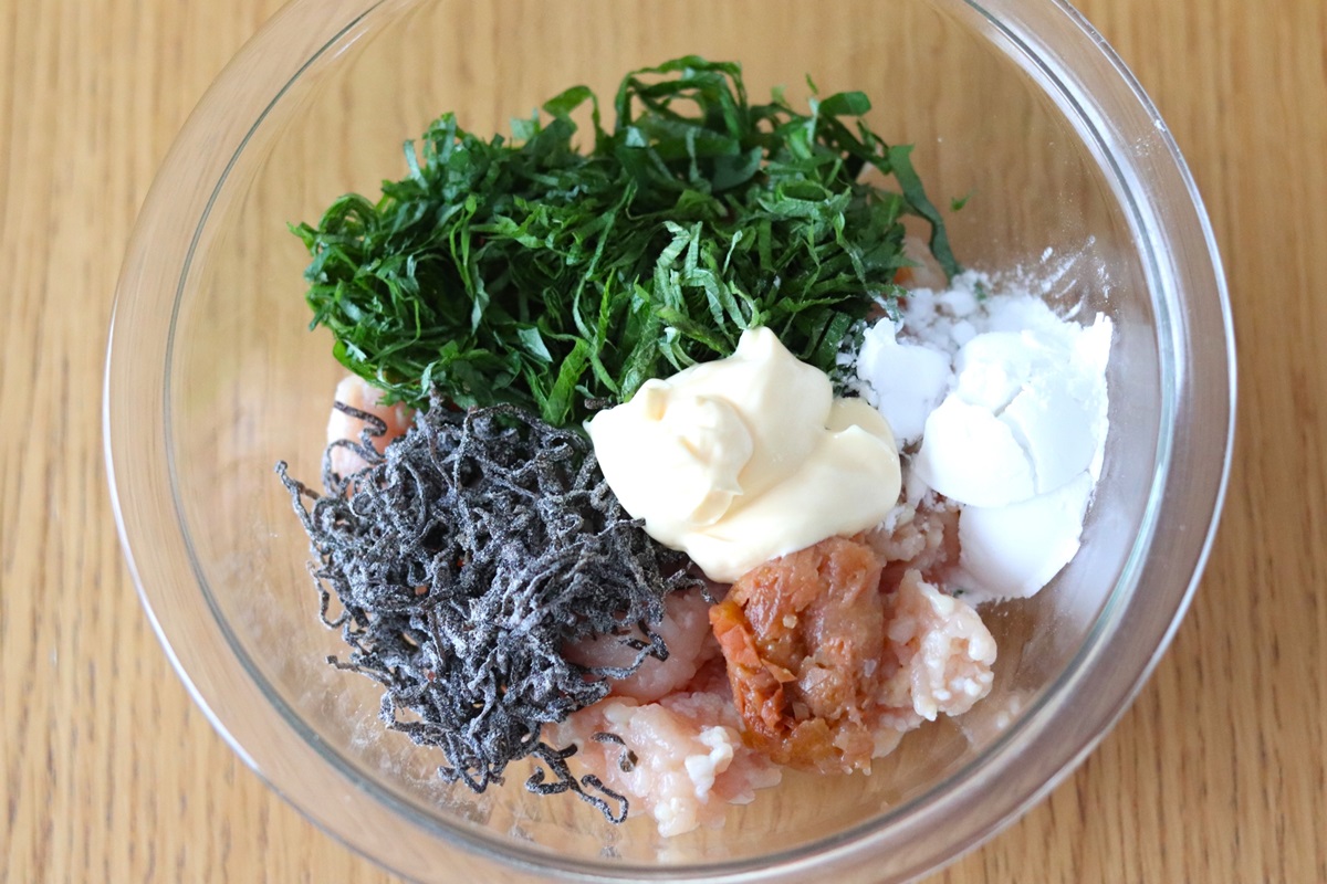 梅塩昆布の和風チキンバーグ作り方