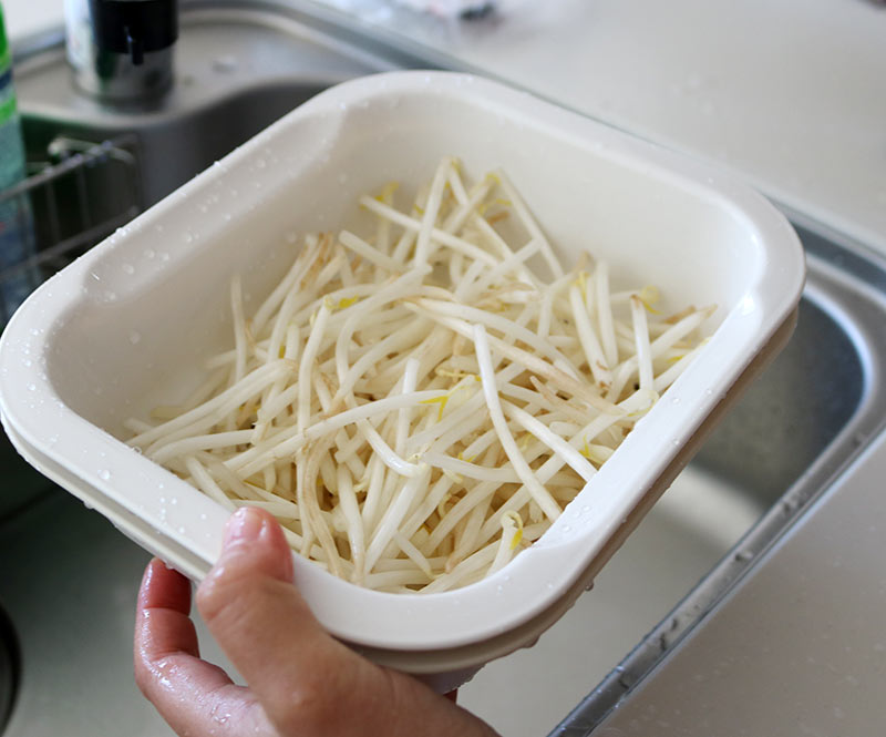 
レンチンであと一品が気軽に叶う！副菜からメイン料理もこなせる「コランダー」の使い方