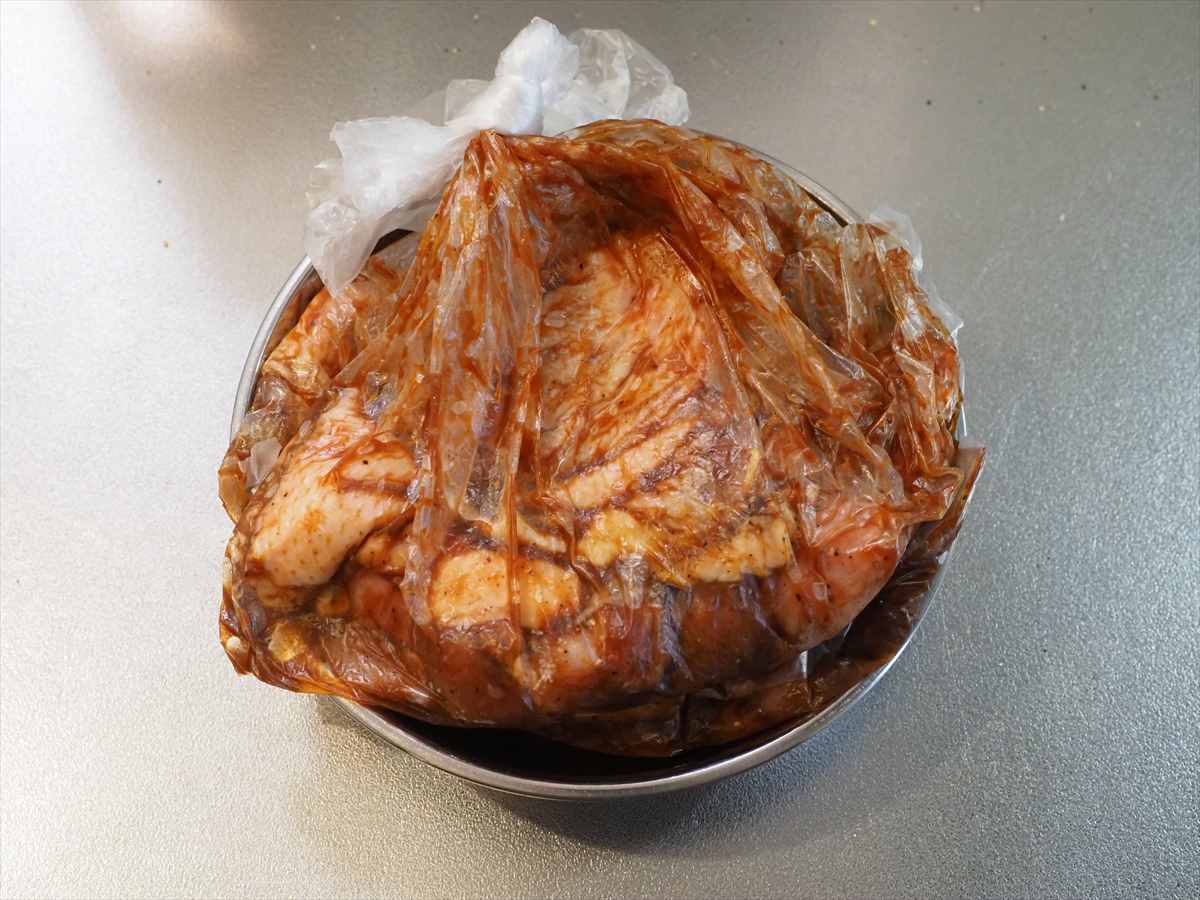 鶏もも肉のウスターソース焼き