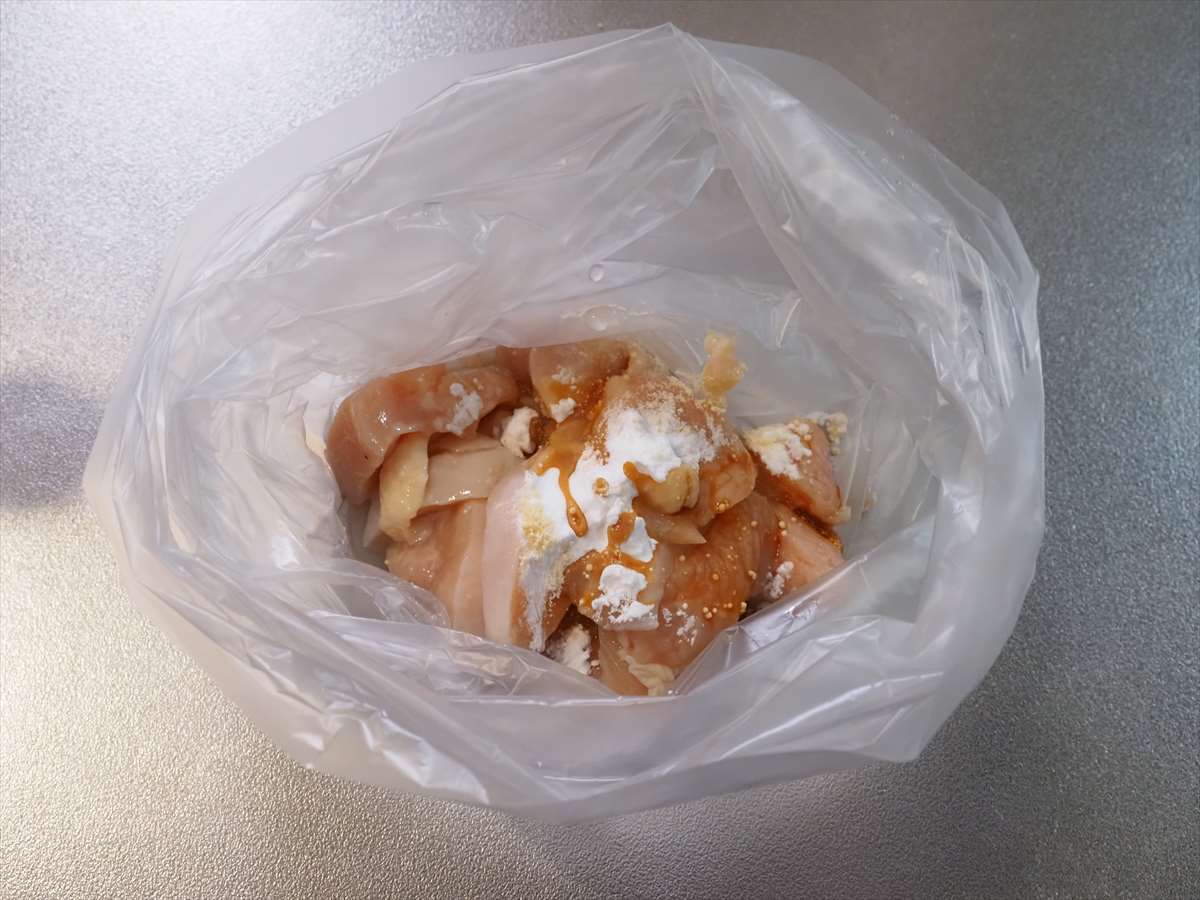 鶏むね肉とオクラのオイスターソース照焼き