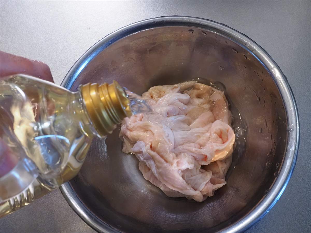 鶏皮ぽん酢のっけ冷やし中華風