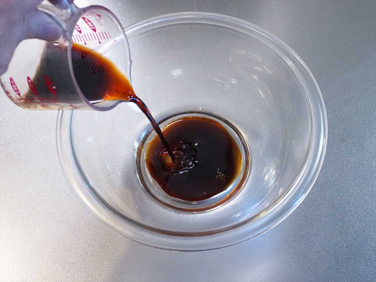 鶏皮ぽん酢のっけ冷やし中華風