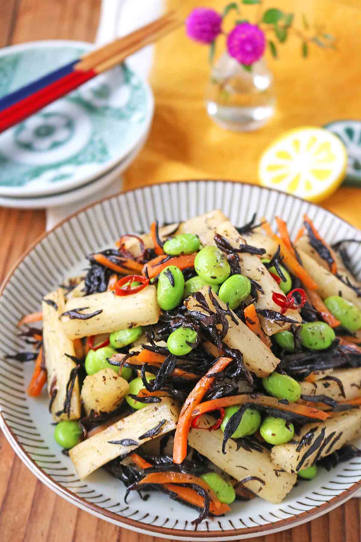 「長芋と枝豆のひじき炒め」レシピ