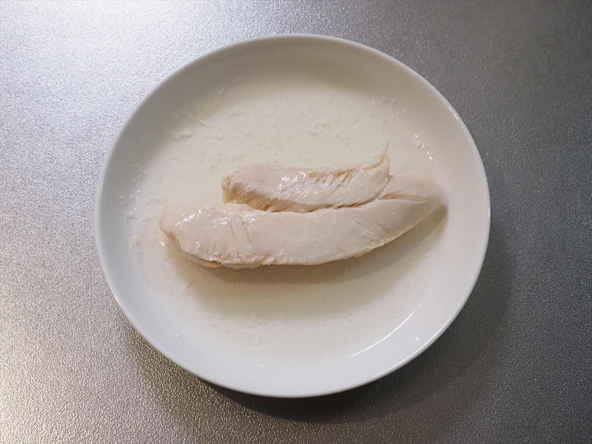 ささみとくずし豆腐のユッケ丼