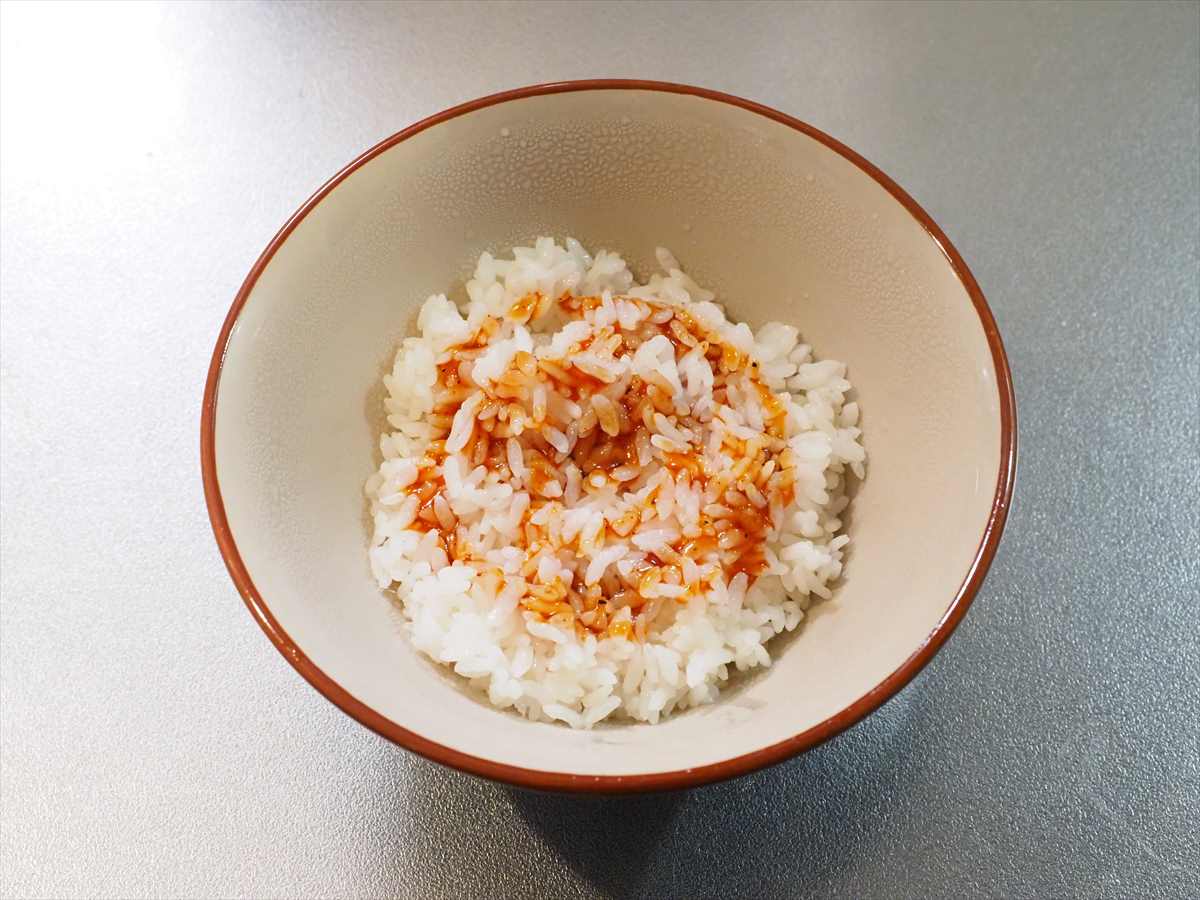 ささみとくずし豆腐のユッケ丼