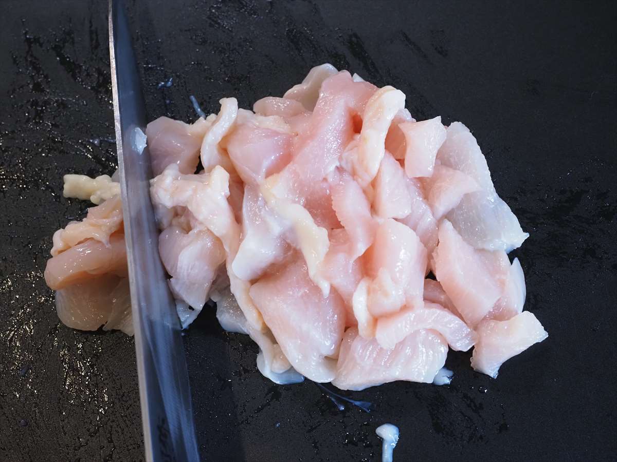 「鶏むね肉のガパオライス風」レシピ