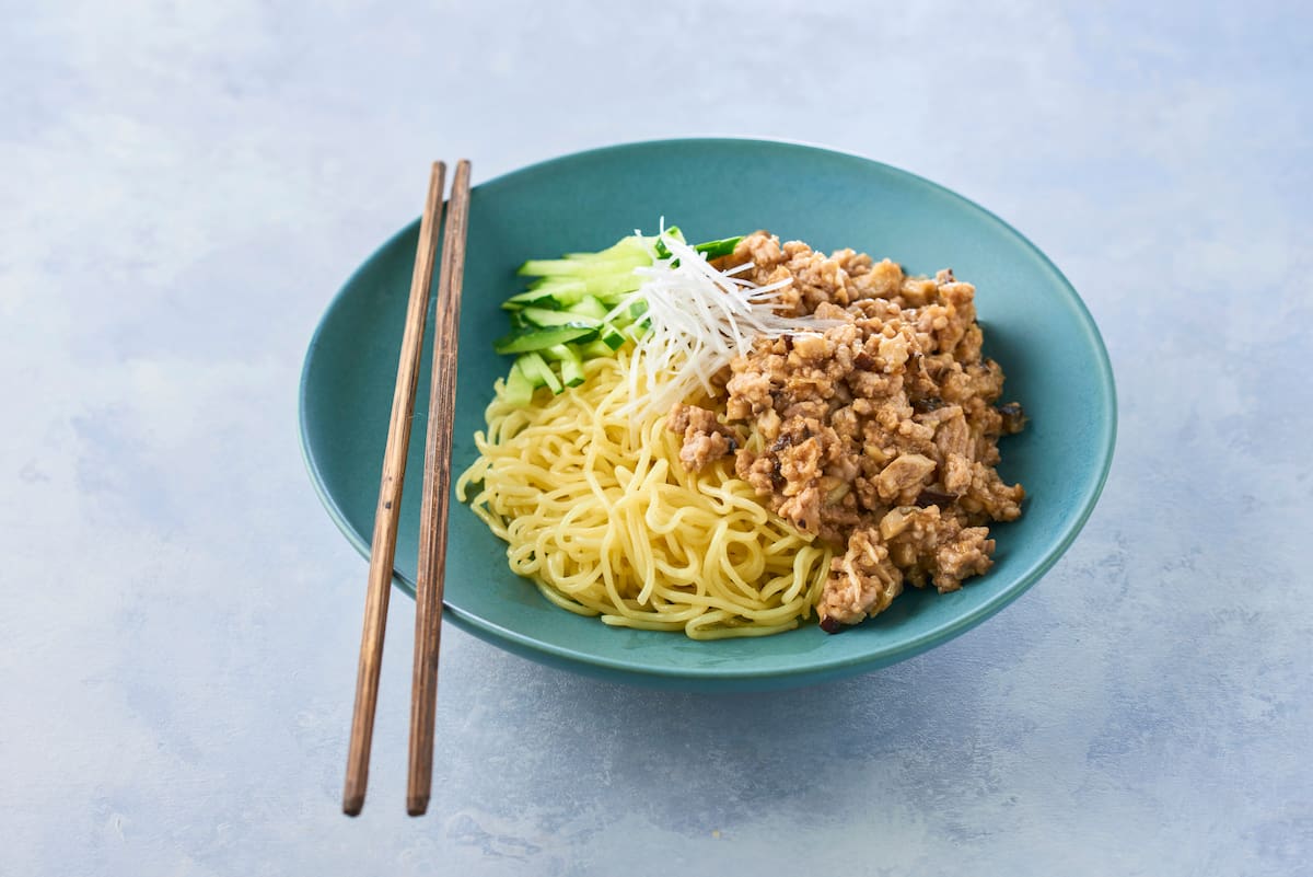 ジャージャー麺