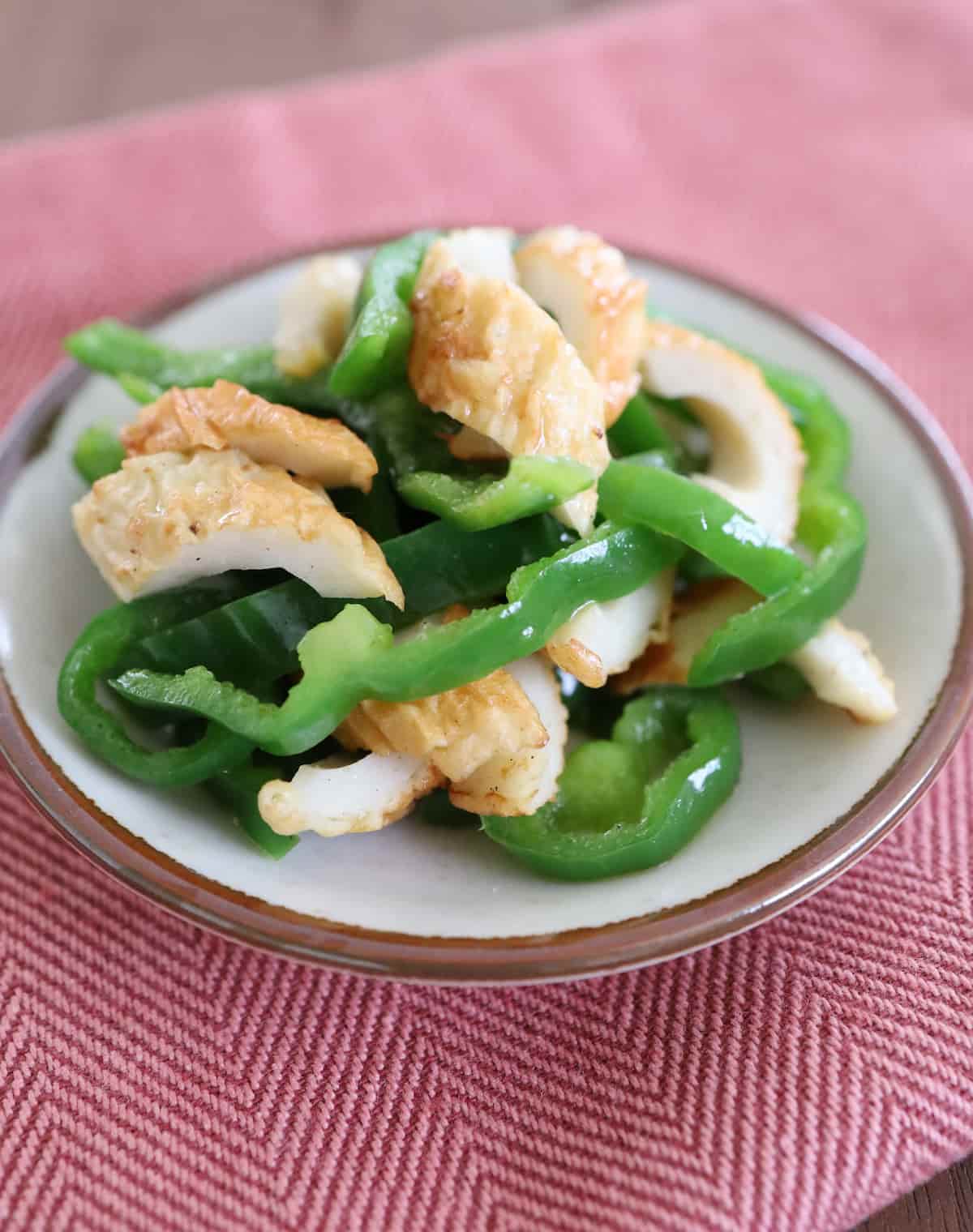 ピーマンとちくわの中華炒め
