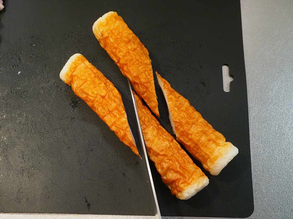 「鶏もも串のおでん鍋」レシピ