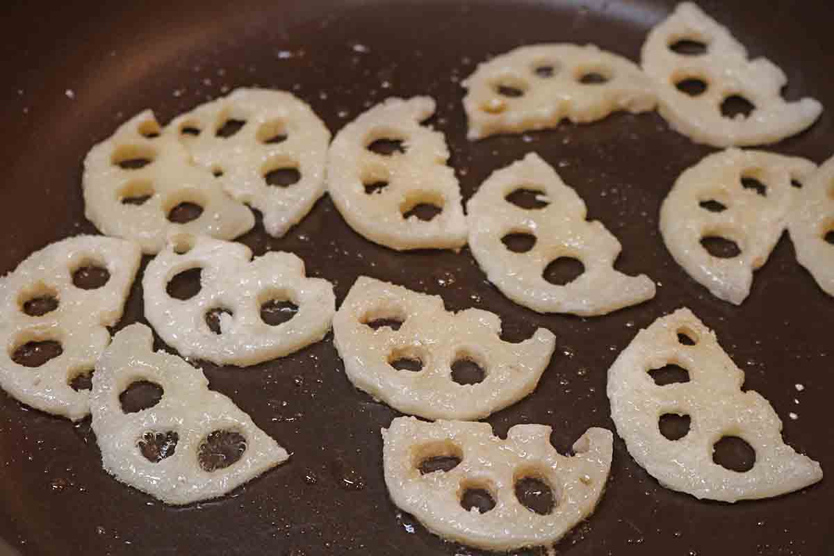「なすとれんこんの厚揚げ照り焼き」レシピ