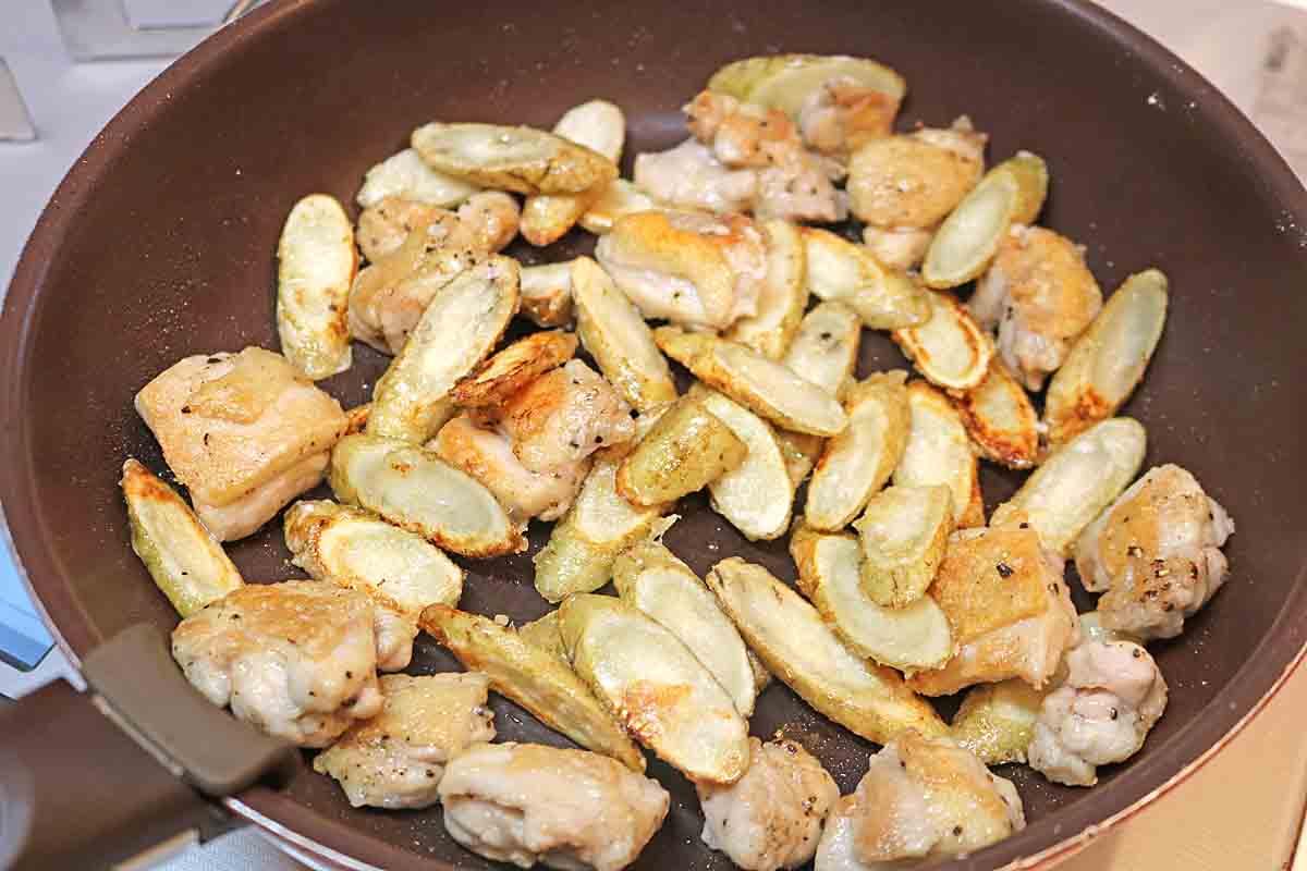 「ガリバタ鶏ごぼう照り焼き」レシピ