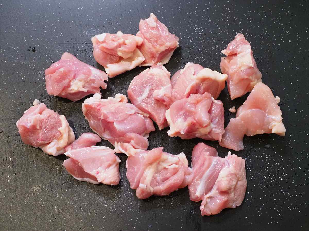鶏もも肉とふわふわたまごのチリソース炒め