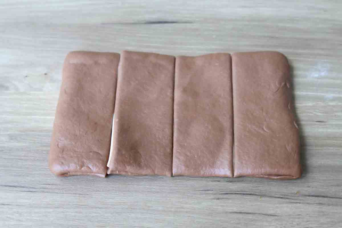 「ココアねじりスティックパン」レシピ
