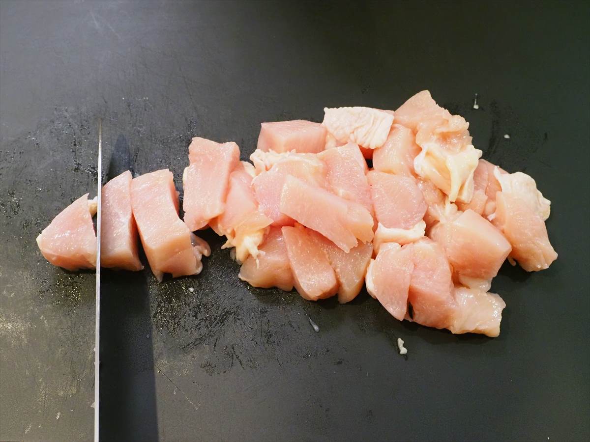 鶏むね肉の旨塩焼き鳥、タレ焼き
