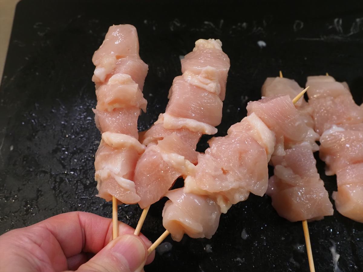 鶏むね肉の旨塩焼き鳥、タレ焼き