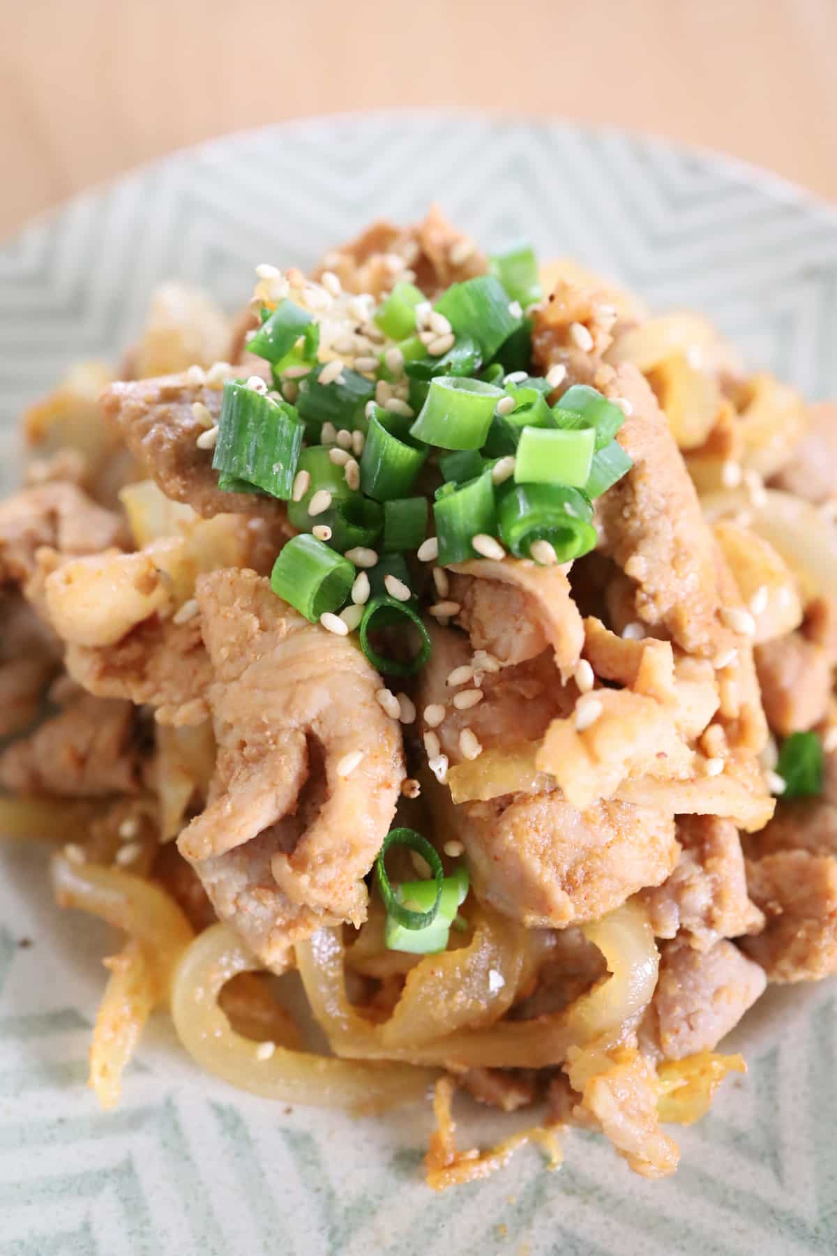 豚肉と玉ねぎのピリ辛炒め