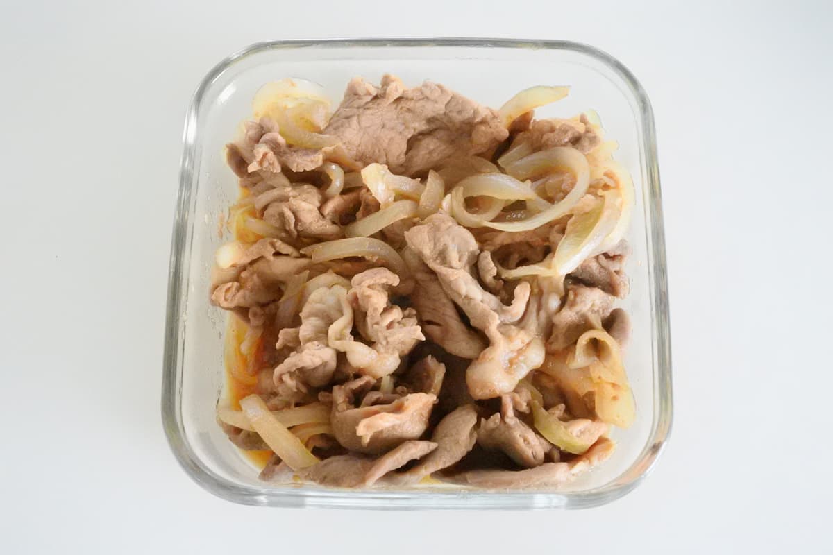 豚肉と玉ねぎのピリ辛炒め