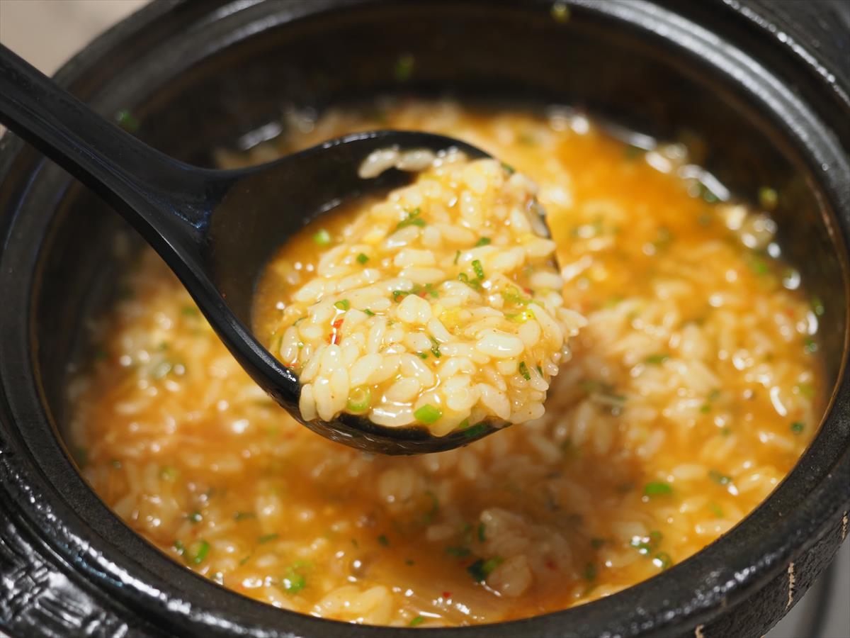 鶏むね肉で鶏ごぼうキムチ鍋