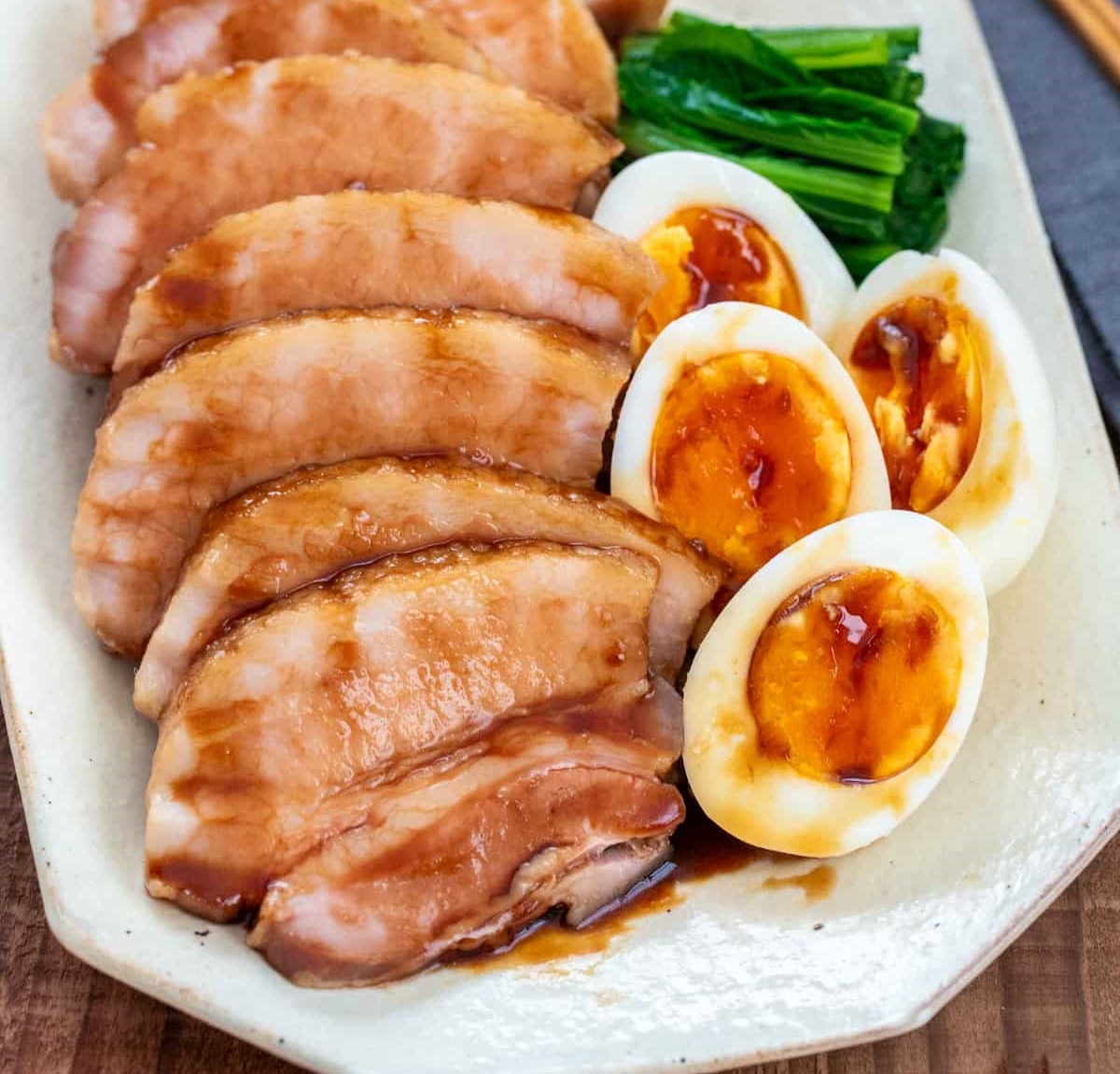 一口食べれば思わず笑顔に♪しっとりやわらかな絶品「豚バラチャーシュー」