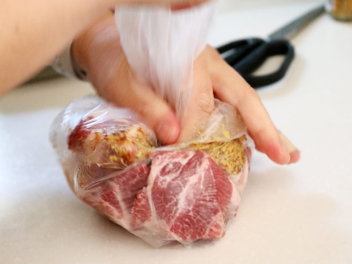 魚焼きグリルで簡単にメイン料理を!「豚バラのグリル焼き」&「絶品ポテト」の作り方