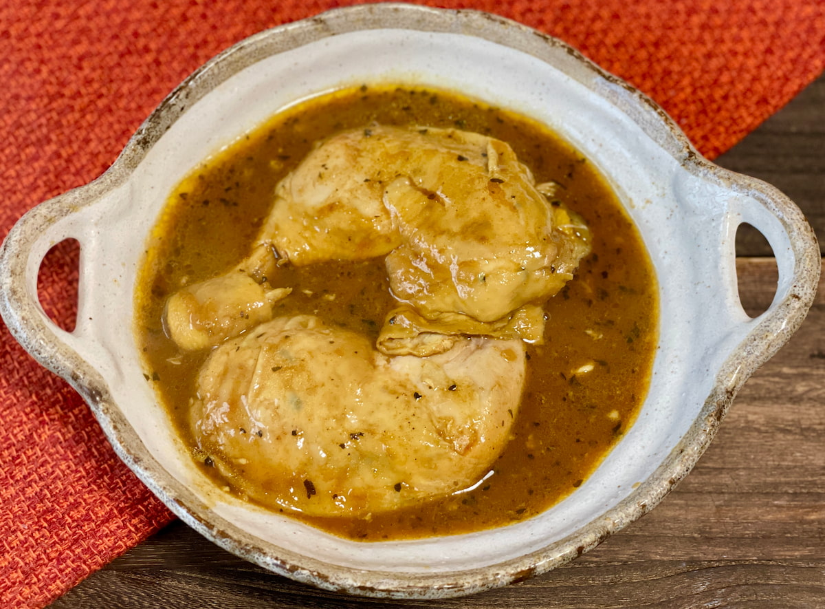 カレーソースと二本のチキン