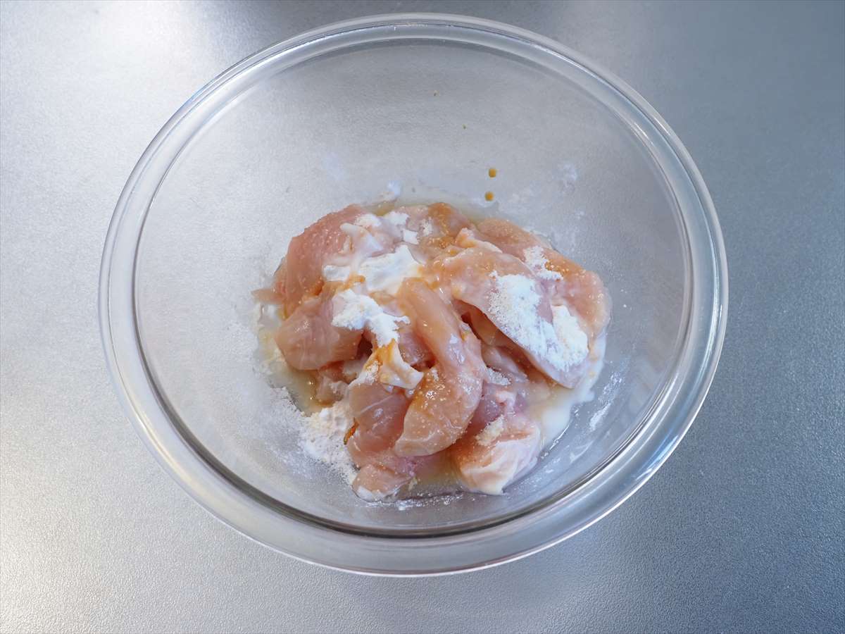 鶏むね肉のてりたま丼