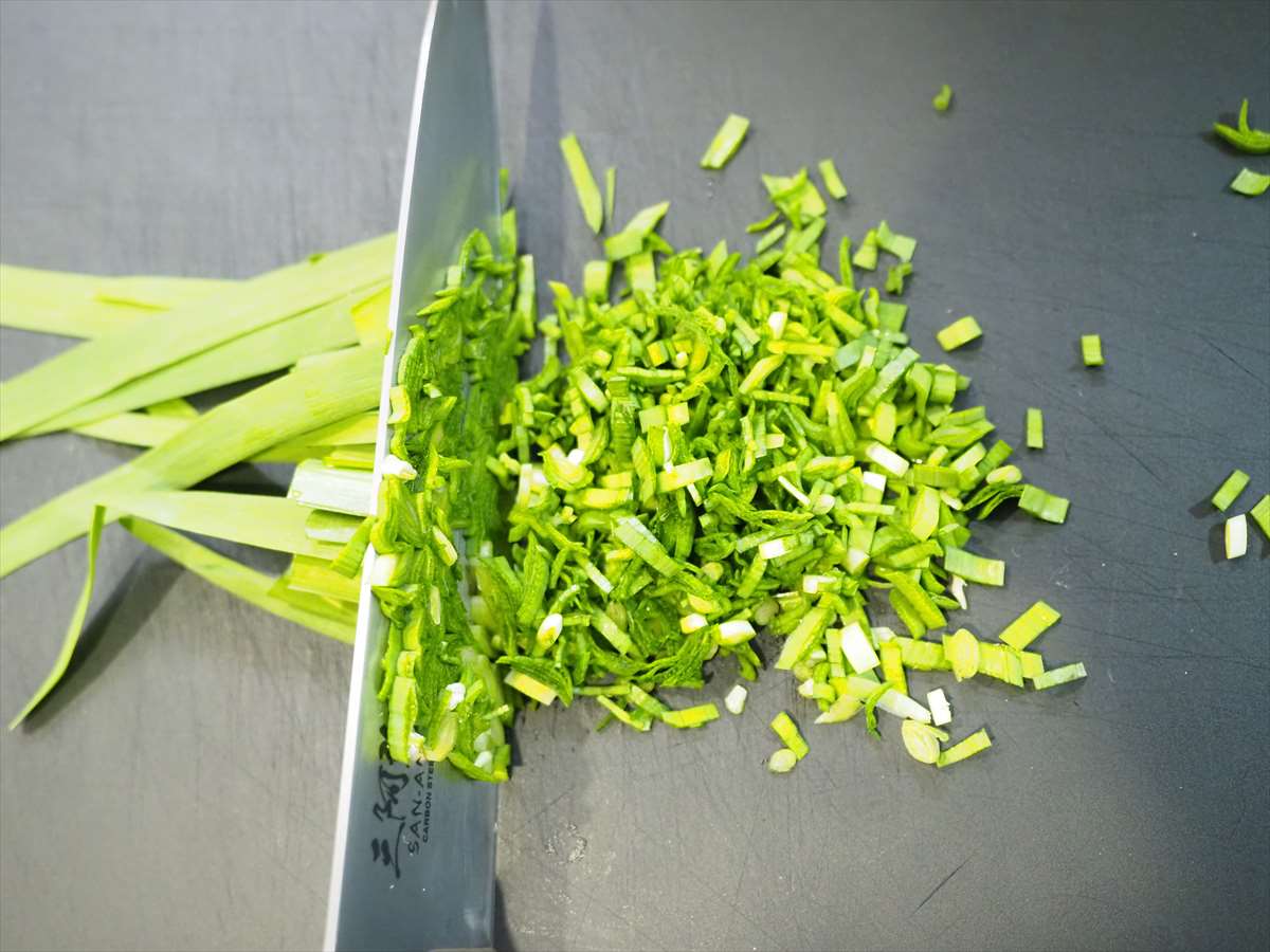 つるりと美味しい鶏ワンタン鍋