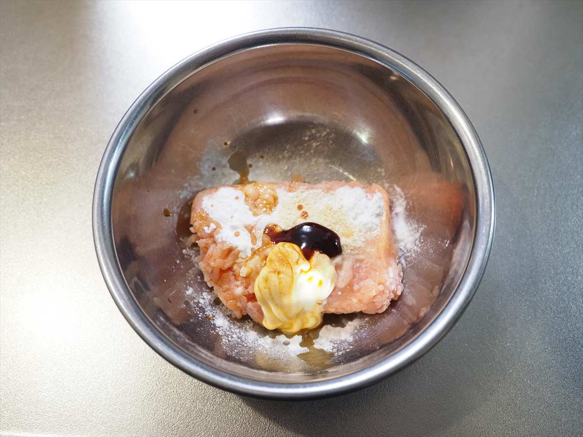 つるりと美味しい鶏ワンタン鍋