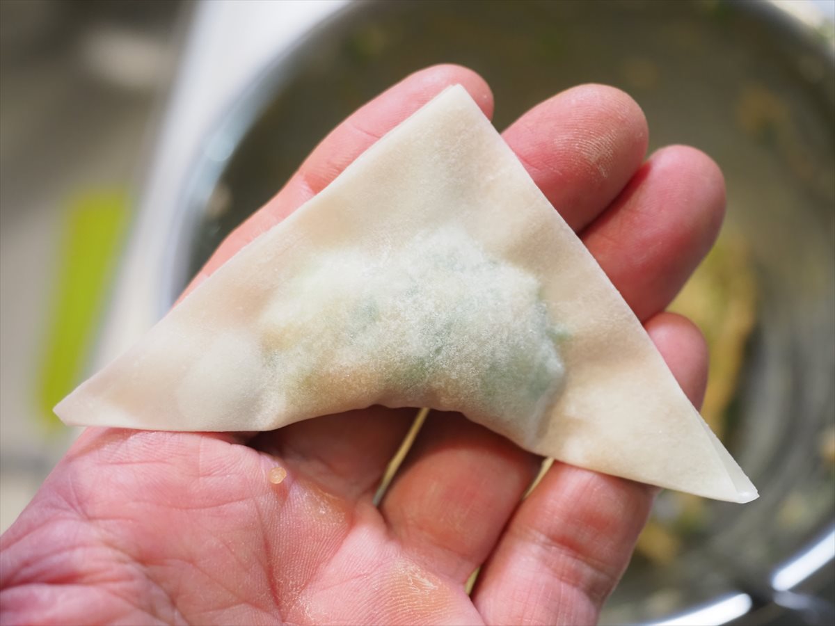 つるりと美味しい鶏ワンタン鍋