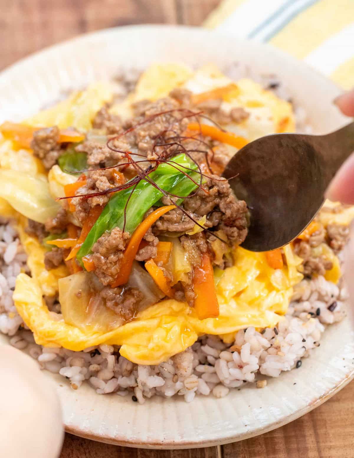 春キャベツとひき肉のピリ辛中華炒め