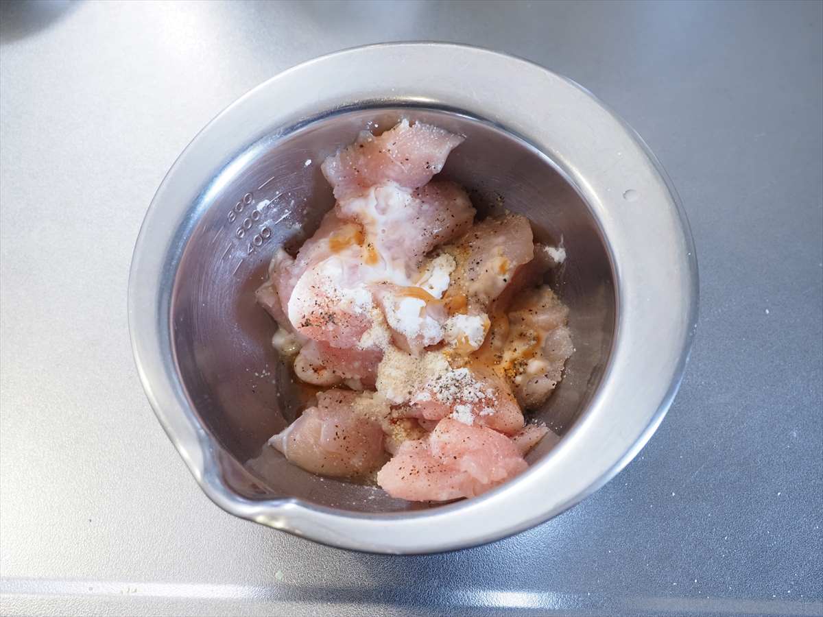 たっぷり鶏むね肉の中華丼