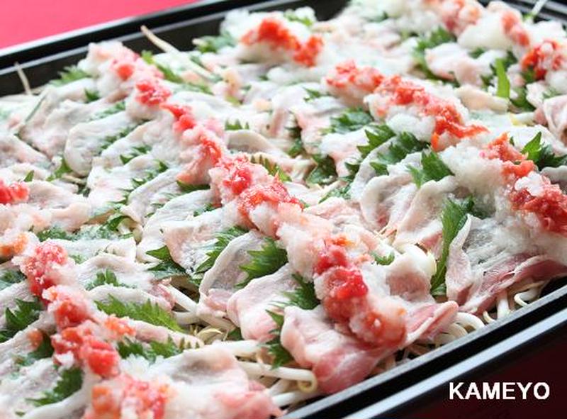 ホットプレートで手軽♪野菜がモリモリ食べられる「蒸し豚しゃぶ」レシピ