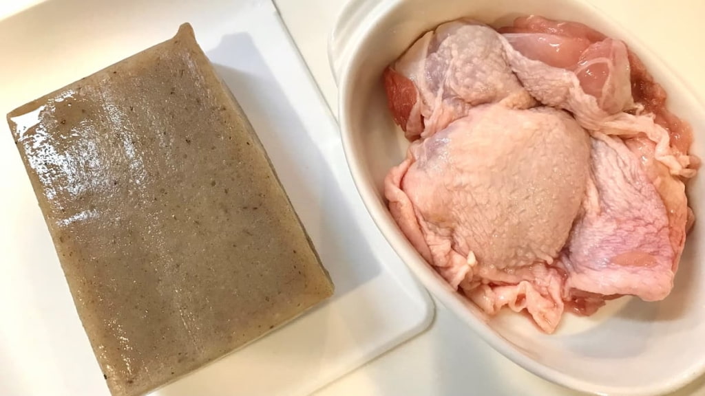 材料 まいのおやつ 鶏とこんにゃくのごまみそ