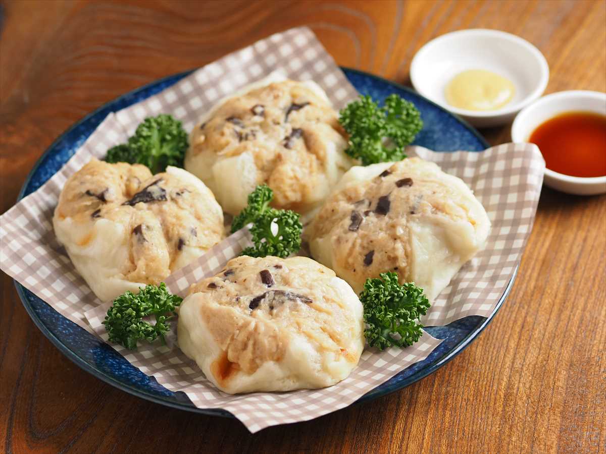 はみだし鶏むね肉まん