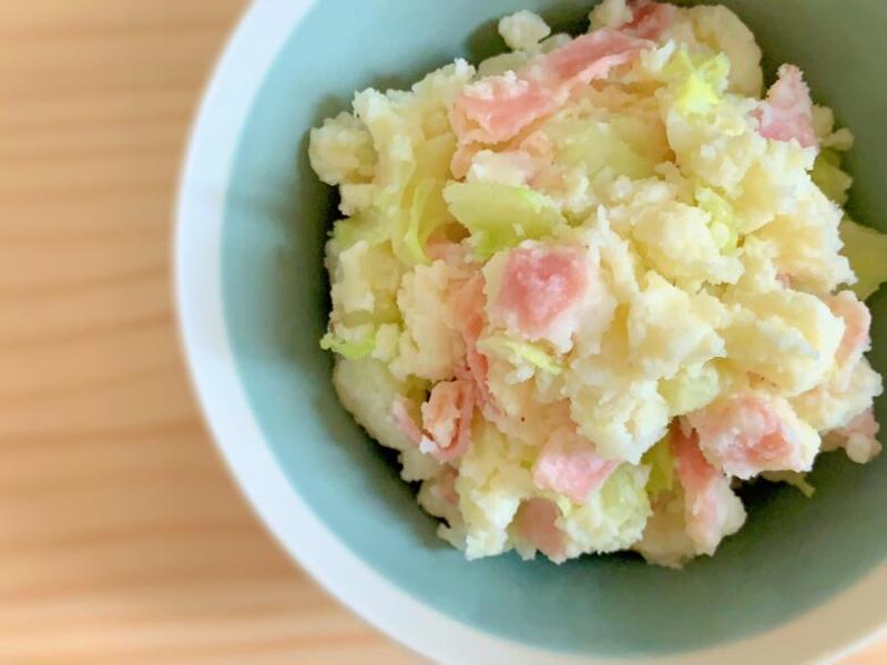 キャベツのシャキッと感がアクセント♪「ポテトサラダ」の作り方